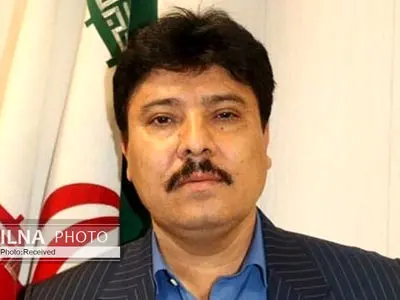 کاهش ۵۰ درصدی درآمد بیمارستان‌ها در دوران کرونا/ ۱۸ درصد پرستاران و ۱۳ درصد پزشکان پروتکل‌ها را رعایت نمی‌کنند/ درحال بررسی سرنوشت تخصیص یک میلیارد دلار به وزارت بهداشت هستیم 