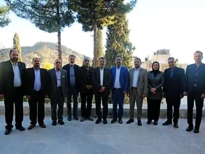 مسائل بیمه ای و درمانی اولویت بازنشستگان است