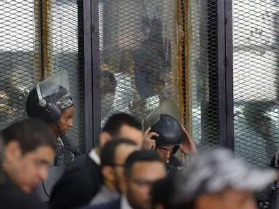 دادگاه مصر ۷۵ تن از اعضای سابق اخوان‌المسلمین را به اعدام محکوم کرد