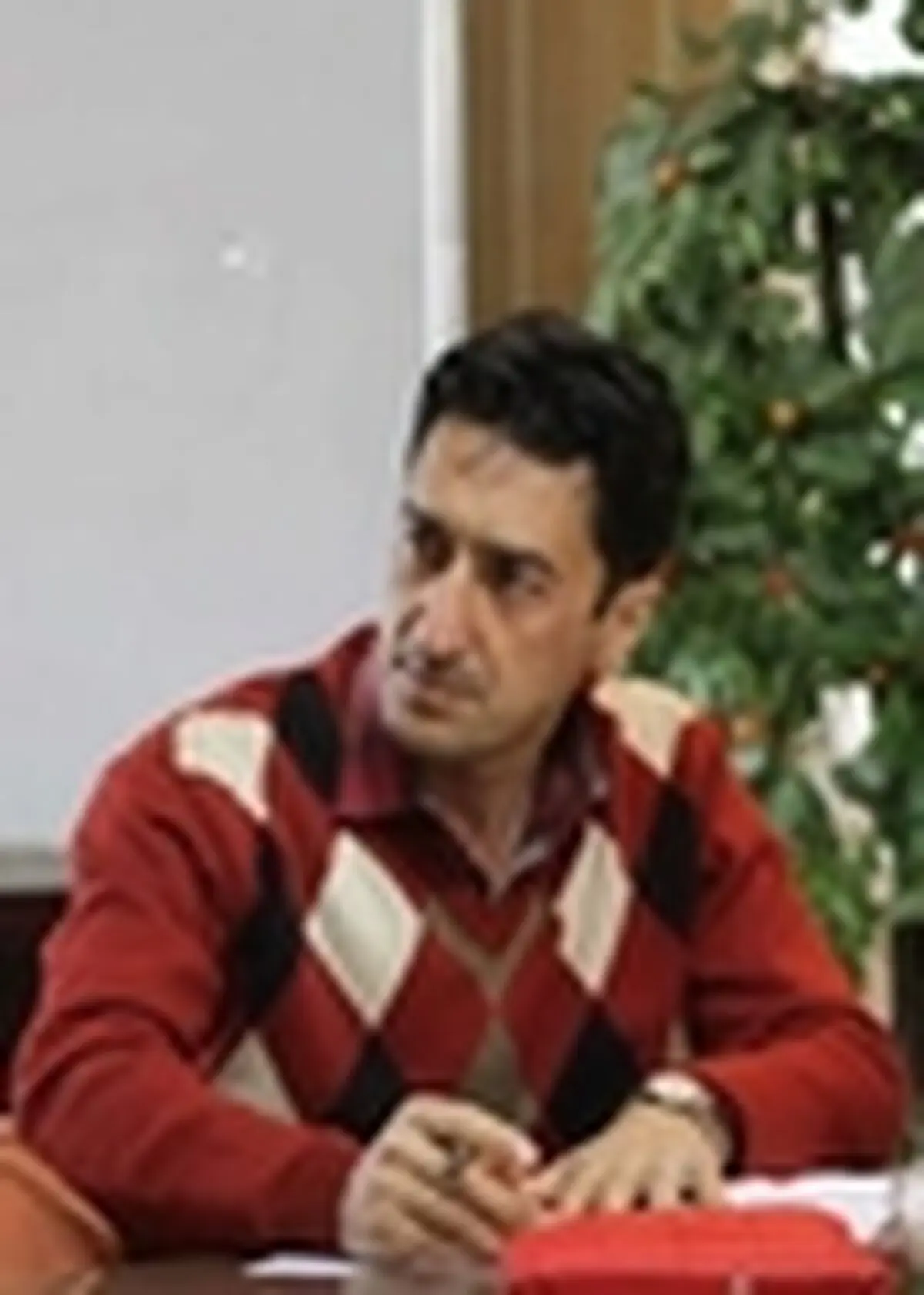 اخوت: عدم اجرای کامل قوانین ظلم به برخی از باشگاه‌ها و بازیکنان است