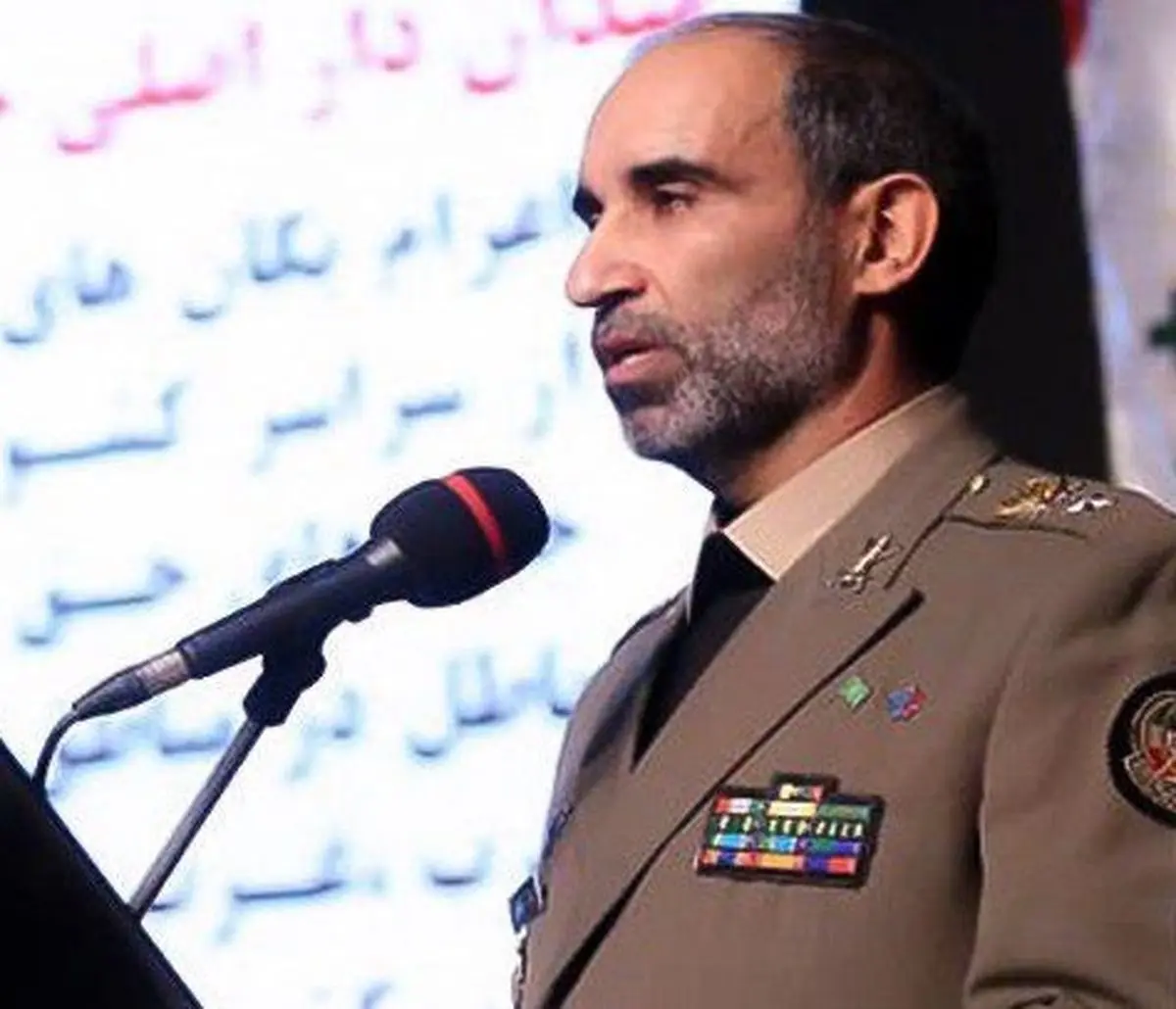 حضور مردم در مراسمات مهم کشور، دشمن را ناامید می‌کند