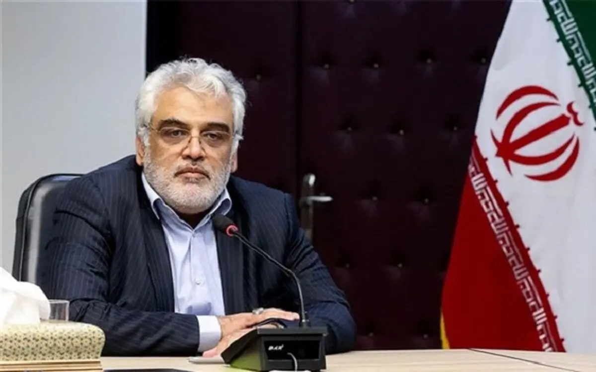 باید امید را به جوانان برگرداند