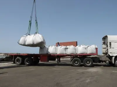 رشد 47 درصدی تخلیه و بارگیری کالا از بندر امیرآباد به کشورهای حوزه CIS 