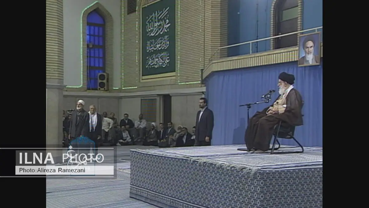 سخنرانی پدر شهید جهان آرا در محضر رهبر انقلاب در «سیمرغ»