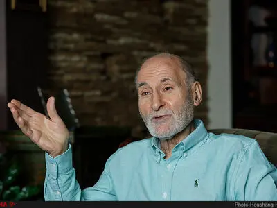 نمی‌شود بلافاصله با ترامپ فالوده بخوریم/ وضع اقتصادی کشور بدتر از آن است که بتوانیم ۳ سال دیگر منتظر شویم