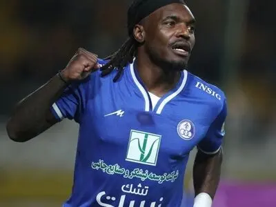الماس آبی در دو راهی استقلال و پرسپولیس