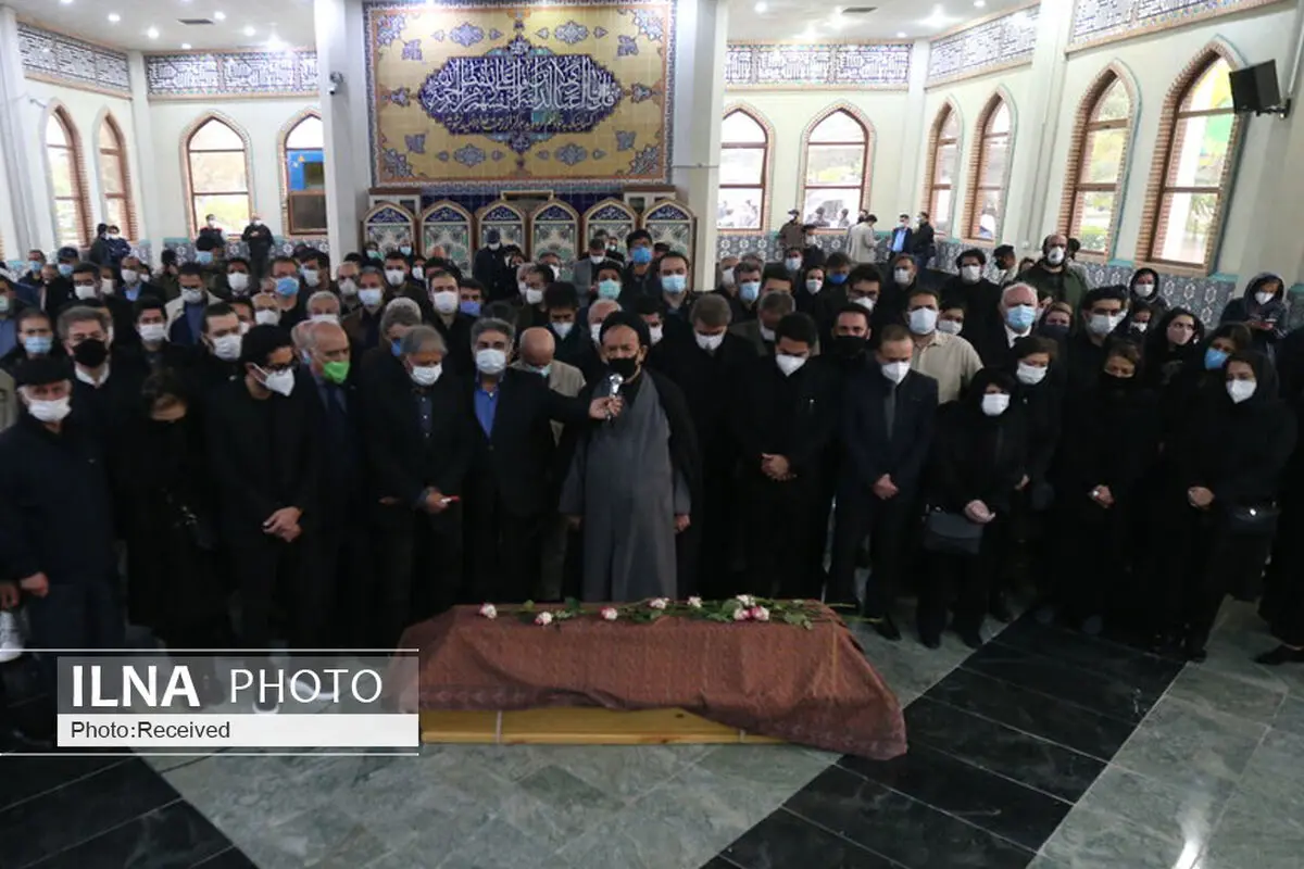 ویدئو/ اقامه نماز بر پیکر استاد شجریان 