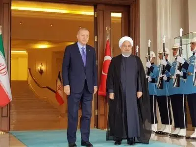 روحانی با رئیس‌جمهور ترکیه دیدار کرد