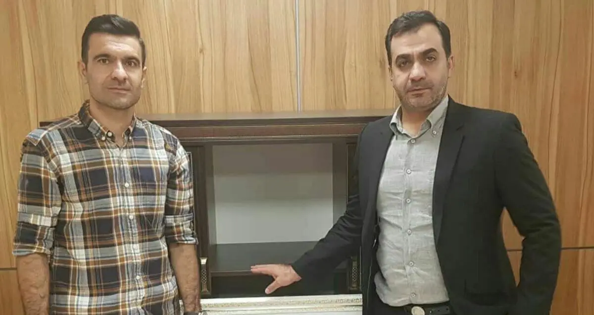 وحید حمدی نژاد آبی پوش شد