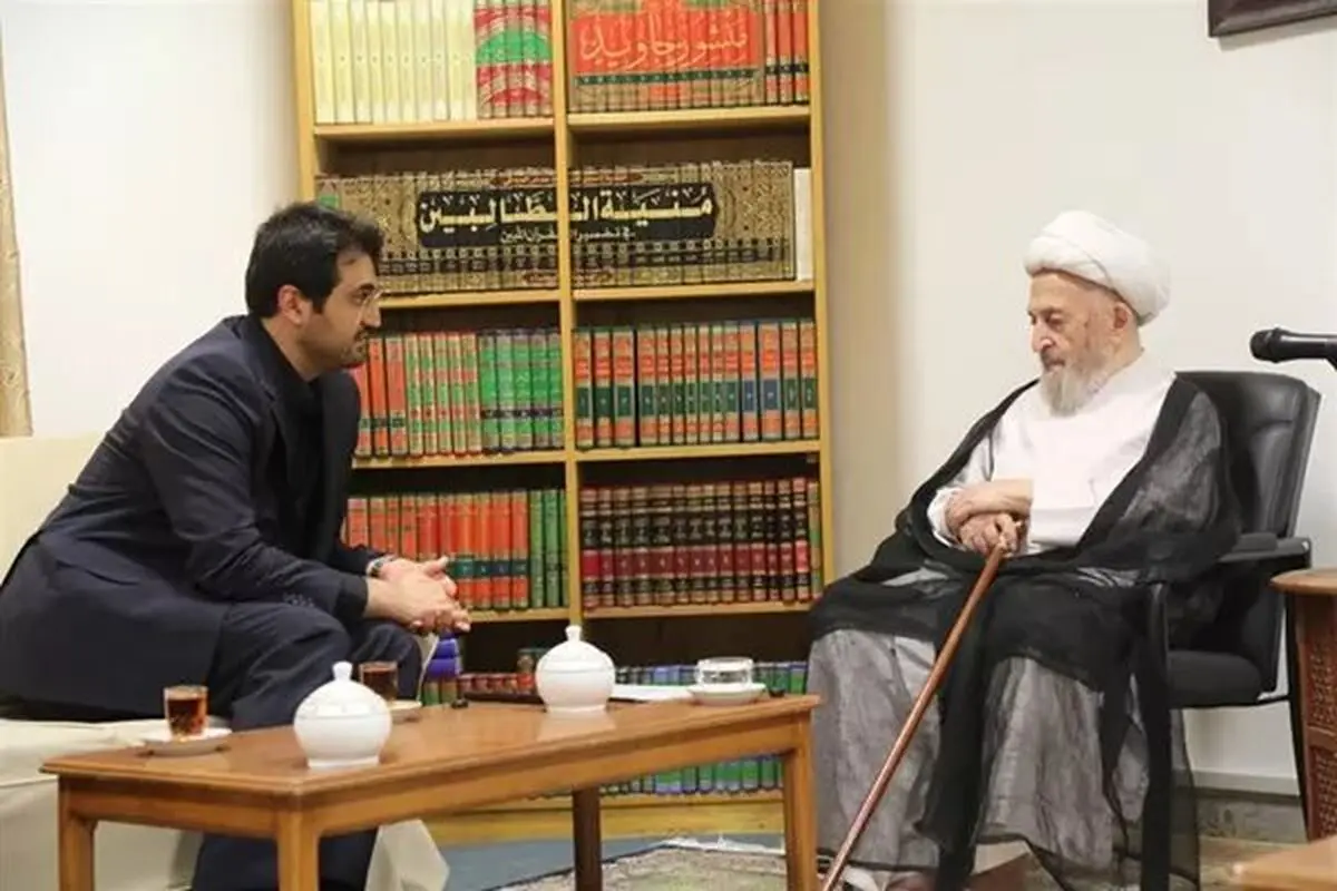 لزوم حمایت از رونق کسب‌وکارها و کاهش هزینه‌های مالیات‌ستانی


