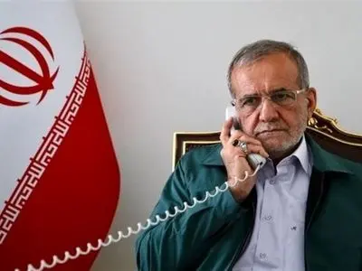 ردا على اتصال هاتفي من رئيس وزراء الفاتيكان؛ بزشكيان: وفقا للقانون الدولي ايران تمتلك الحق في الرد على المعتدي