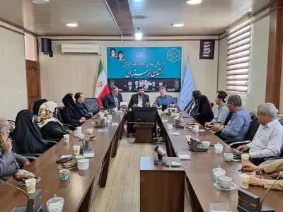 کانون کارآفرینی به عنوان اتاق فکر به دنبال تولید ارزشهای نوین در عرصه ای اقتصادی باشد 