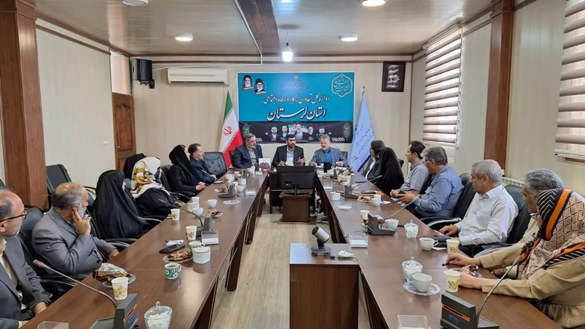 کانون کارآفرینی به عنوان اتاق فکر به دنبال تولید ارزشهای نوین در عرصه ای اقتصادی باشد