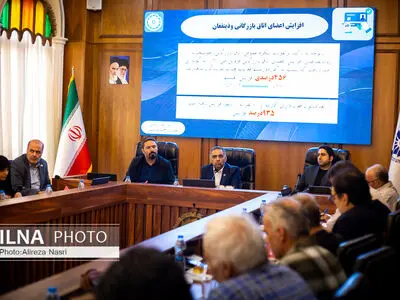نشست خبری رئیس اتاق بازرگانی قزوین با رسانه‌‌‌های چاپی استان