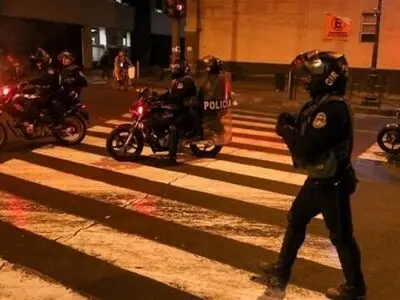  Two Dead, Four Injured in Peru Protests to Demand Elections