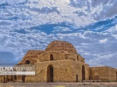وجود نم و رطوبت در «پی» کاخ سروستان/ فرونشست‌های باستانی میراث جهانی بررسی می‌شود