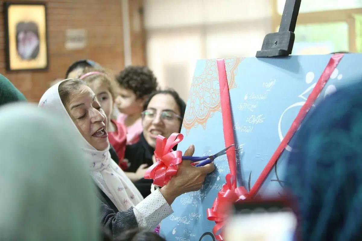 خاطره‌بازی مرضیه برومند، جشن تولد و آغاز اجرای نمایش «ترنج»