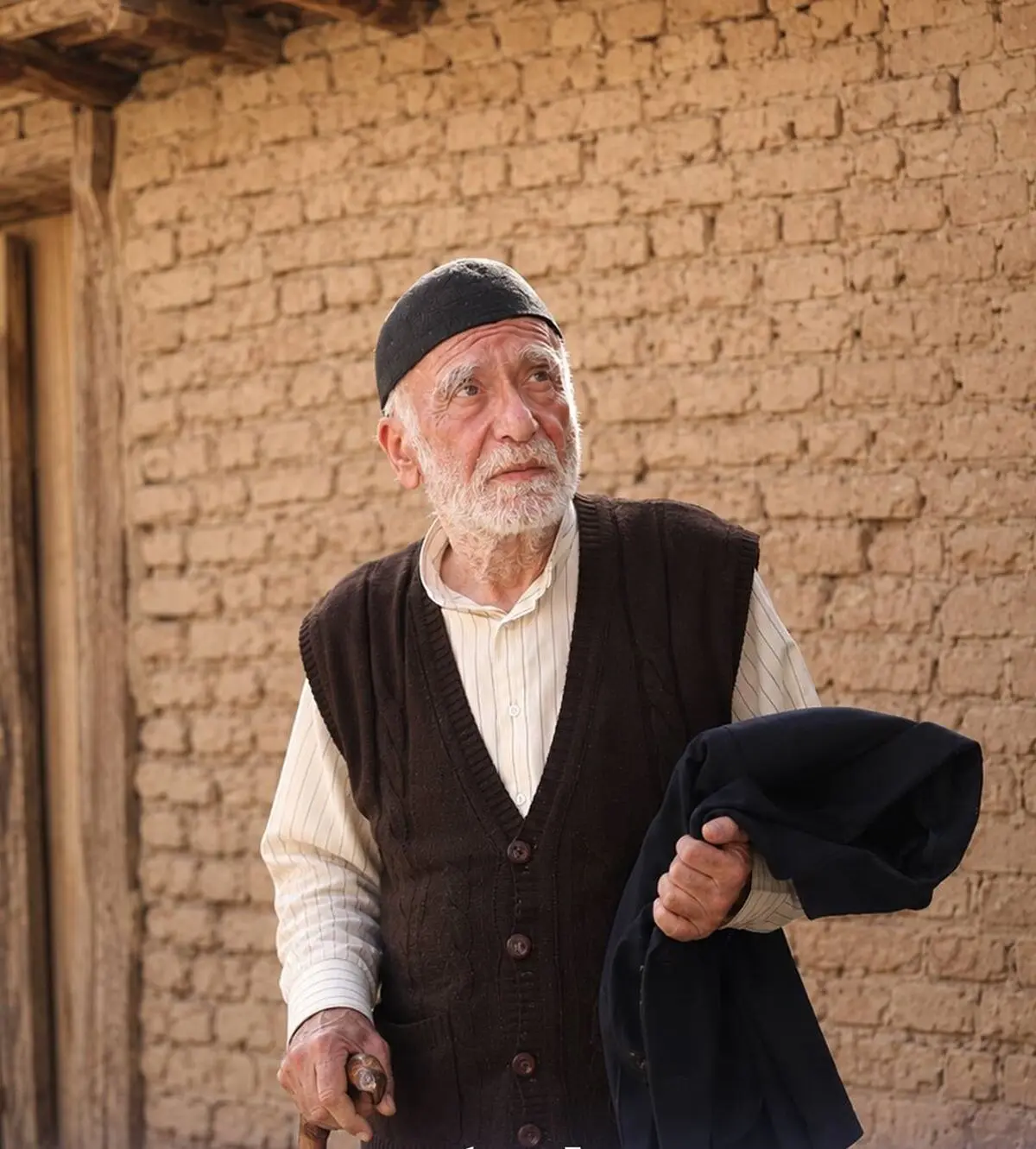 نقش متفاوت داریوش کاردان