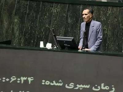 دولت سریعتر نسبت به تبدیل وضعیت نیروهای شرکتی اقدام لازم را به عمل آورد