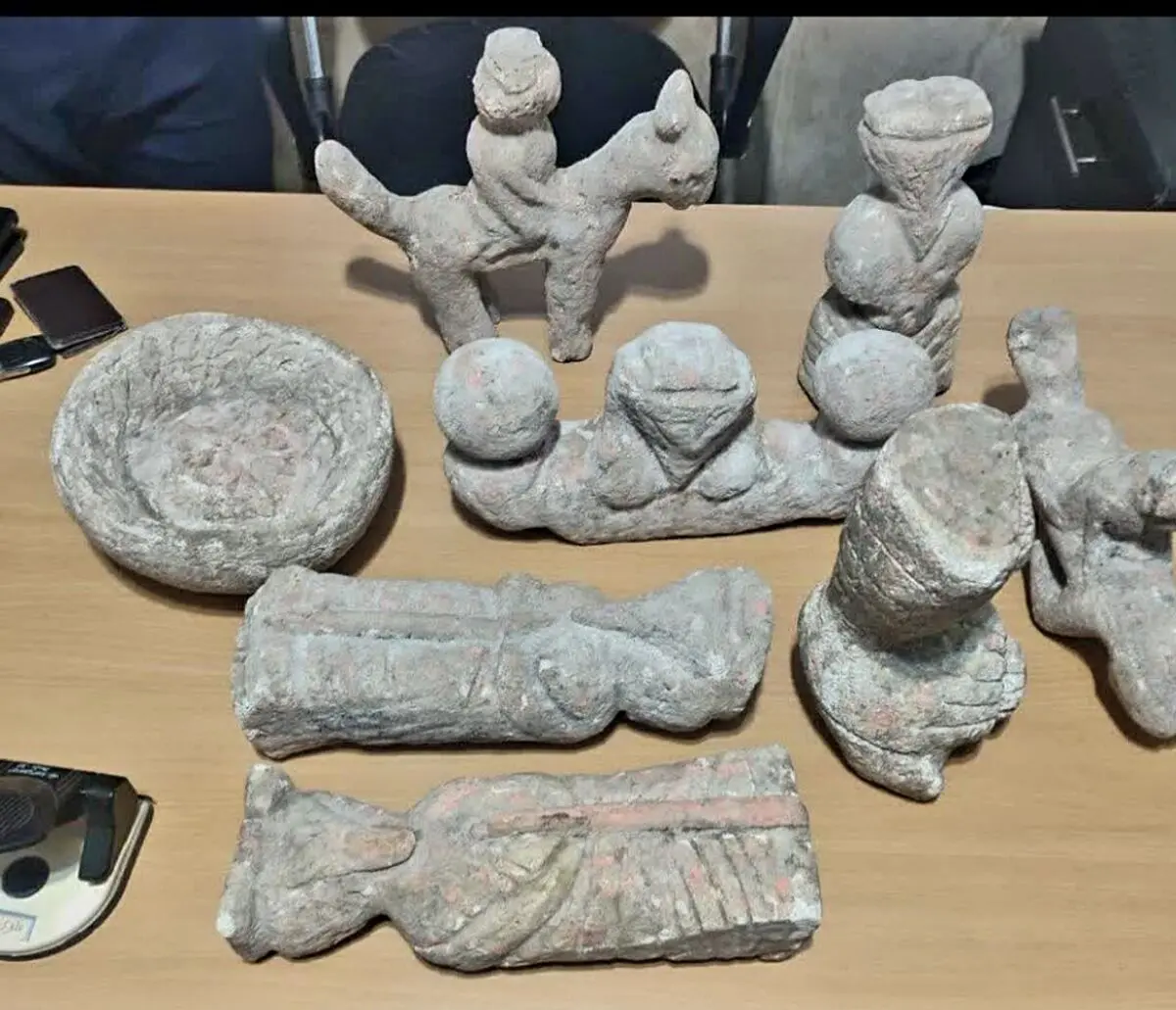 کشف یک محموله تاریخی ۲۸۰۰ ساله با ارزش حدود هزار میلیارد تومان در فریدونکنار