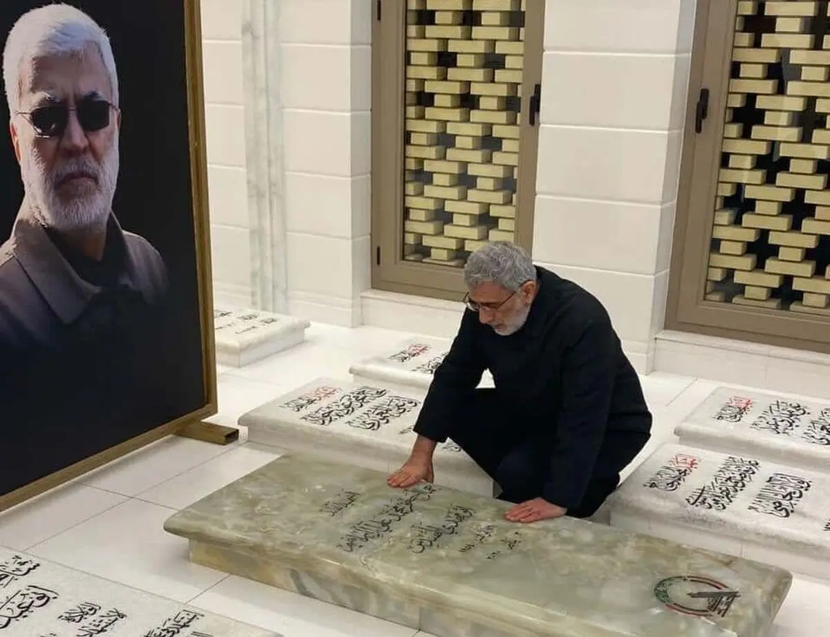 العمید قاآنی یزور مرقد الشهید ابو مهدی المهندس