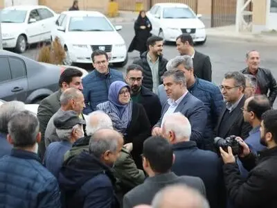 هویت و فرهنگ یک سرزمین باید توسط مردم آن ساخته شود / اگر یک جامعه گذشته خود را نشناسد مجبور می‌شود قهرمان بسازد 