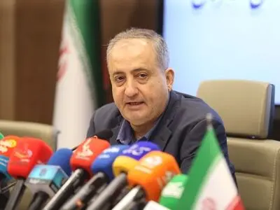 ۴۰ واحد صنعتی و معدنی هرمزگان هنوز کارت بازرگانی خود را از استان دریافت نکرده‌اند