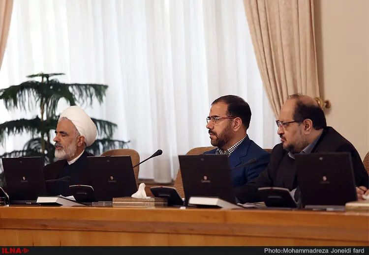 تصاویری از جلسه هیات دولت/ جای خالی امین‌زاده در جلسه امروز