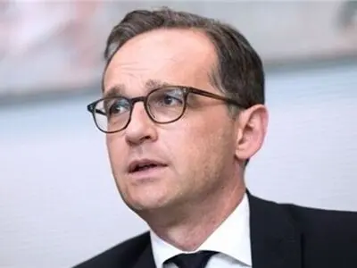 German minister lands in Iran in bid to save nuclear pact