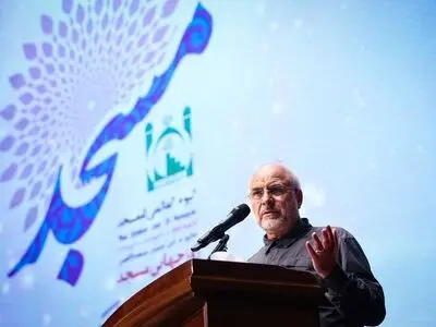  شبکه مساجد برای پای کار آوردن مردم، راه‌اندازی شود