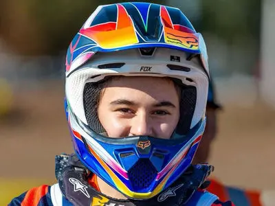 ثبت نام اولیه، جوانترین دختر موتورسوار ایران برای مسابقات جهانی