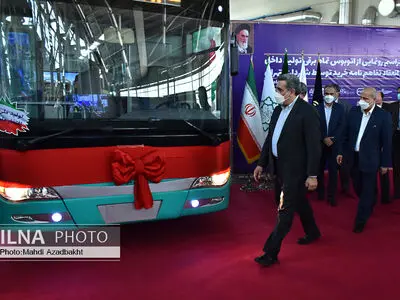 رونمایی از اتوبوس تمام برقی تولید داخل با حضور مجازی رئیس جمهور 