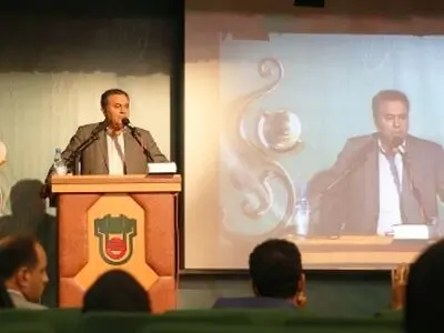 جمشیدی: نشست خوبی با وزیر کار داشتیم/ سرمربی تیم تقریبا مشخص شده و به زودی معرفی می‌شود