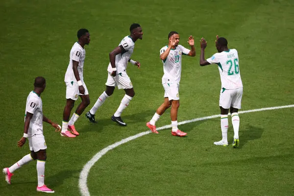 Senegal Thrash Iraq 5-0 to Stay in World Cup Knockout Hunt