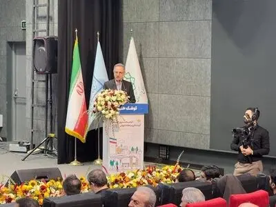 گردشگری پیشران اقتصاد، همبستگی اجتماعی و گفت‌وگوی بین‌المللی است