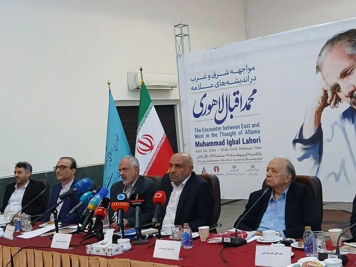 مسجدجامعی: اقبال لاهوری تحت تاثیر ایران و سوسیالیسم است