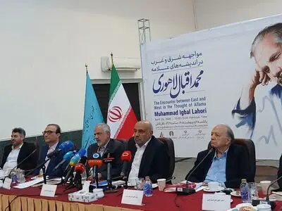 مسجدجامعی: اقبال لاهوری تحت تاثیر ایران و سوسیالیسم است