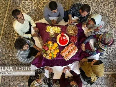 سرگرمی ها و بازی هایی که شب یلدایتان را دلنشین تر می کنند