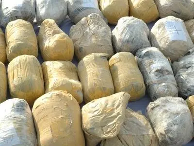 کشف یک تن و ۱۲۶ کیلوگرم تریاک در مرز میر جاوه