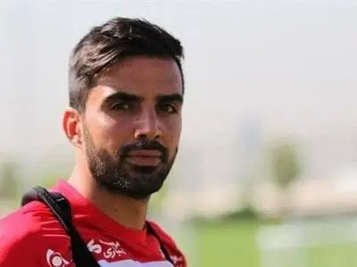 سینا عاشوری مانع مجوز حرفه ای تراکتور می‌شود؟