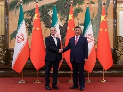 یوسف پزشکیان: چین خیلی آرام و بی سر و صدا دارد دنیا را می‌بلعد/ باید به فکر یک تجدید نظر اساسی باشیم