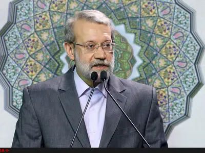 تنها چند صدنفر از مدیران از سطح معمول بیشتر حقوق می‌گیرند/در دولت قبل بانک ها تبدیل به صندوق شده بودند
