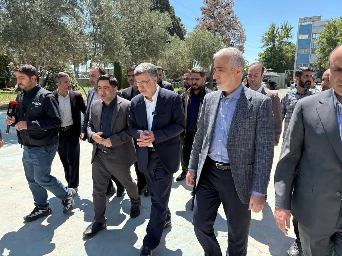 تاکید وزیر بهداشت بر مهار قیمت دارو و تامین نیاز بیماران 

