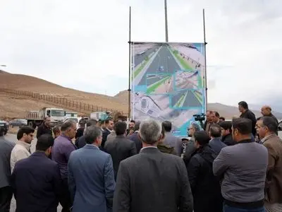 بدنبال جذب سرمایه‌گذار برای  مجموعه بام لرستان هستیم 