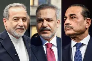 الجزیره: تحرکات دیپلماتیک برای مهار تنش میان تهران و واشنگتن شدت گرفت