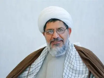 انسانِ شهادت طلب، هرگز میدان را برای دشمن خالی نمی‌کند