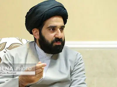 دینداری با تئاتر قابل جمع است چون هر دو دغدغه کانتکست دارند/ وزارت ارشاد جای خوبی برای اجرای مقررات نیست فقط باید قواعد سانسور را ابلاغ کند/ بسیاری از قصه‌های قرآنی پرفورمنس هستند