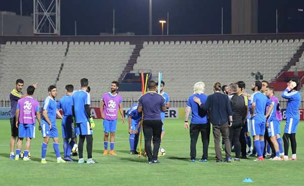 تمرین بارانی استقلال پیش از بازی با الهلال 