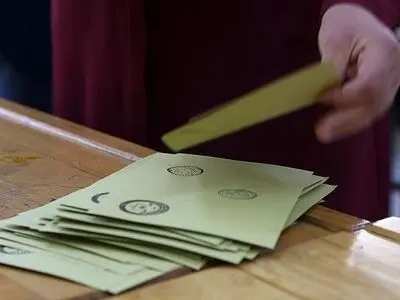 بیش از ۹۰ درصد از آرای همه‌پرسی ترکیه شمارش شد/ موافقان تغییر همچنان پیشتازند