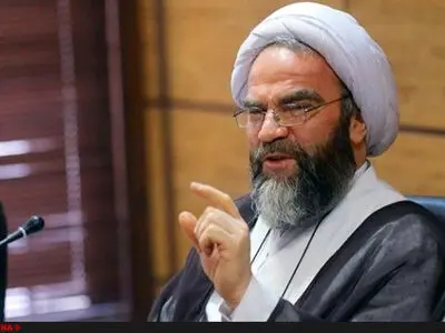 پذیرش وحدت و اجماع از سوی اصولگرایان برای ظاهرسازی است/برخی در شناخت اسلام هم روحیه انحصارطلبی دارند